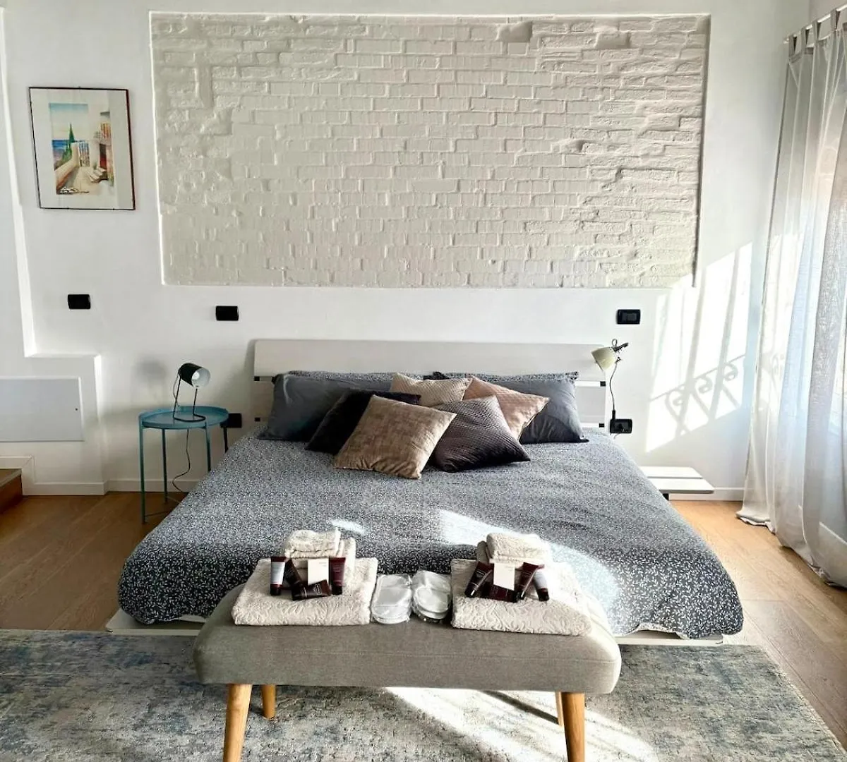 The New Place فيرّارا